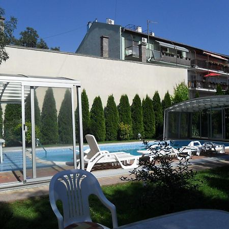 Bl Luxus Apartman Szegedin Exterior foto