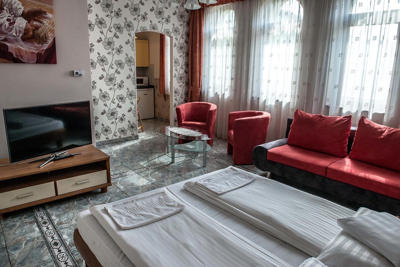 Bl Luxus Apartman Szegedin Exterior foto